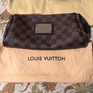 Louis Vuitton Clutch!